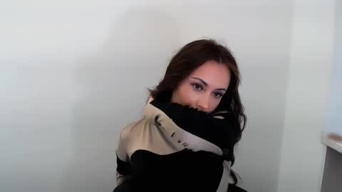 nikonara_ online show from 10-15-25, 12:38