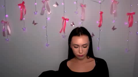 nikonara_ online show from 04-01-26, 01:41