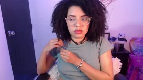 Nicole    GTM-5 1100 pm - 700 am online show from 01-29-25, 06:43