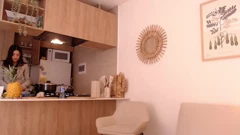 Snapshot of nikyastark chatting on 01-22-25, 09:54 Niky A Stark online show from 01-22-25, 09:54