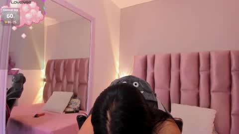 Snapshot of nikybrooks chatting on 09-15-25, 12:49 Niky Brooks online show from 09-15-25, 12:49