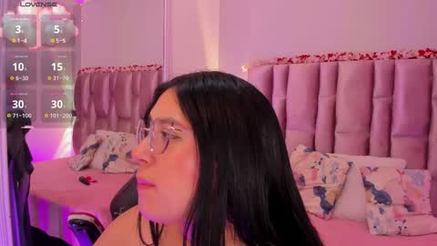 Snapshot of nikybrooks chatting on 10-12-25, 06:56 Niky Brooks online show from 10-12-25, 06:56
