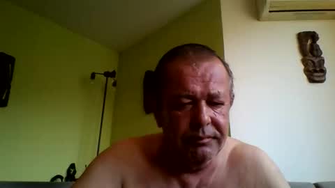 Snapshot of nikyo419 chatting on 05-28-26, 04:32 nikyo419 online show from 05-28-26, 04:32