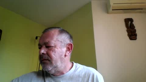 Snapshot of nikyo419 chatting on 06-14-26, 04:47 nikyo419 online show from 06-14-26, 04:47