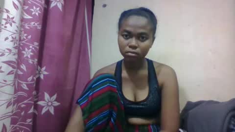 nilah online show from 10-21-25, 02:45