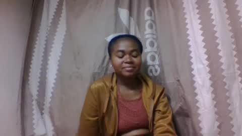 nilah online show from 10-25-25, 06:46