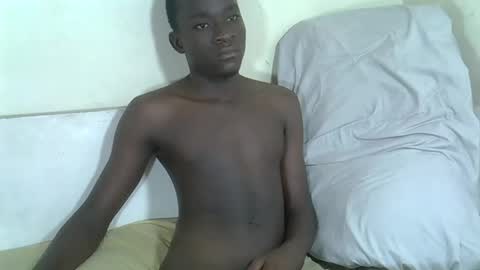 Snapshot of nileboys chatting on 11-23-25, 12:16 Niles online show from 11-23-25, 12:16