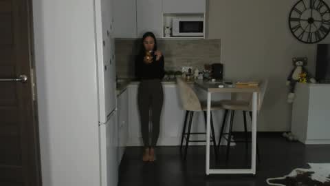 Bella online show from 04-07-26, 04:24