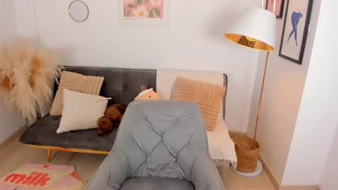 Snapshot of nina_agdal chatting on 02-28-25, 07:03 NINA online show from 02-28-25, 07:03