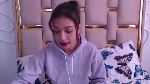 Nina Carther online show from 10-29-25, 01:24