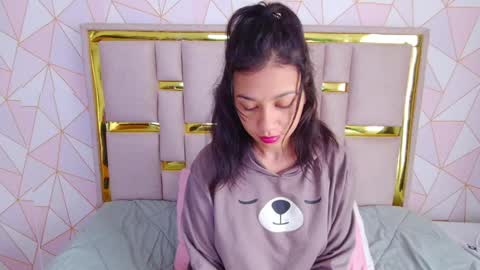 Nina Carther online show from 04-22-26, 11:12