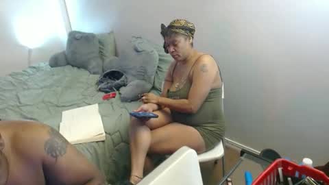 Nina Fame online show from 05-20-26, 04:51