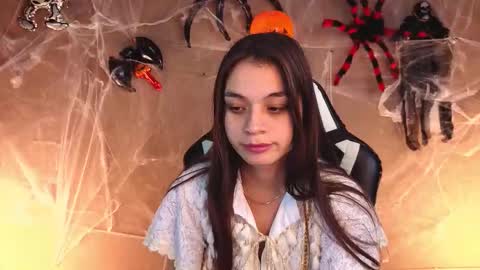 Ketrin online show from 10-30-25, 02:46