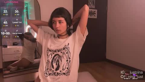Snapshot of nina_just chatting on 01-06-25, 09:54 Nina.  online show from 01-06-25, 09:54