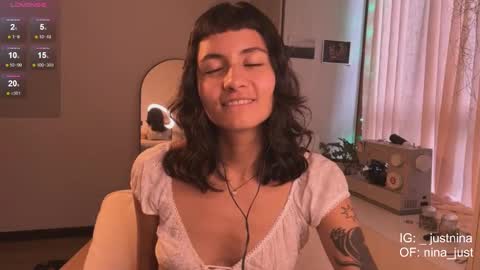 Snapshot of nina_just chatting on 02-16-25, 09:16 Nina.  online show from 02-16-25, 09:16