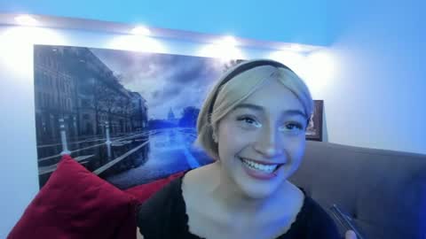 Snapshot of nina_mars_ chatting on 06-22-26, 09:12 Nina online show from 06-22-26, 09:12
