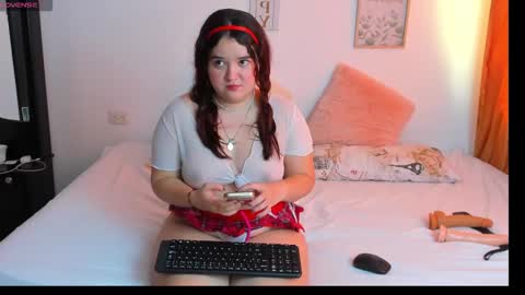 Snapshot of nina_martinez1 chatting on 12-04-24, 02:48 nina_martinez1 online show from 12-04-24, 02:48