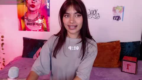 nina online show from 06-08-26, 01:11