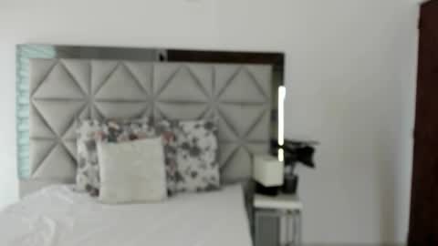 Snapshot of nina_pons chatting on 11-06-25, 08:32 Nina online show from 11-06-25, 08:32