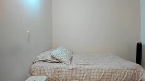 Snapshot of nina_pons chatting on 11-25-25, 07:25 Nina online show from 11-25-25, 07:25