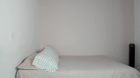 Snapshot of nina_pons chatting on 12-03-25, 09:24 Nina online show from 12-03-25, 09:24