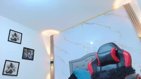  N I N A online show from 12-16-25, 03:50