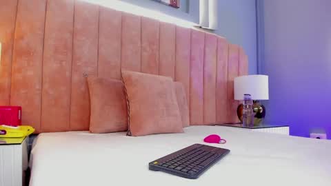 Nina  online show from 04-07-26, 02:34