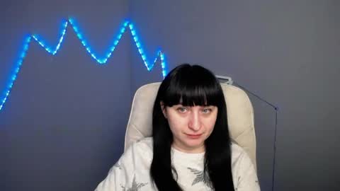 ninaflawlees online show from 04-22-26, 06:16