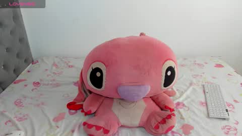 Valentina online show from 09-28-25, 03:28