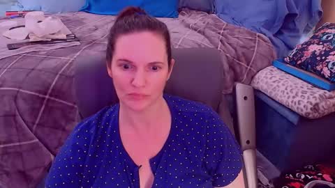 Nina Jaymes online show from 12-17-25, 01:00