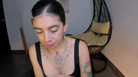 ninamonroee online show from 02-13-25, 11:15