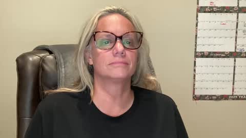 Snapshot of ninanite chatting on 09-14-25, 05:12 ninanite online show from 09-14-25, 05:12