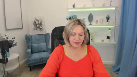 Snapshot of ninastarle chatting on 10-09-25, 04:32 ninastarle online show from 10-09-25, 04:32