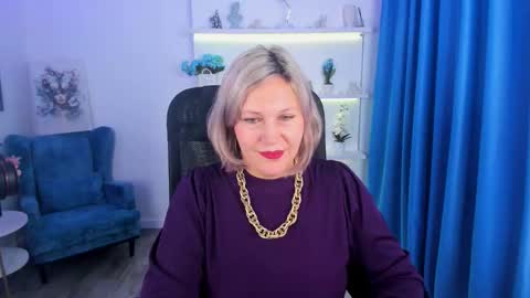 ninastarle online show from 11-21-25, 04:44