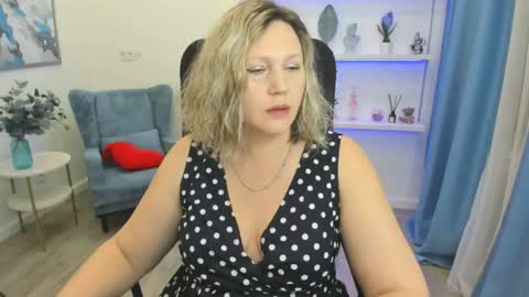 ninastarle online show from 05-09-26, 11:37
