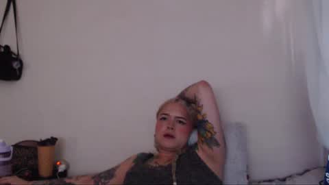 Nina online show from 12-12-24, 09:37