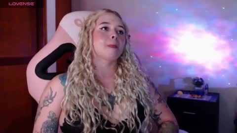 Nina online show from 03-05-25, 03:51