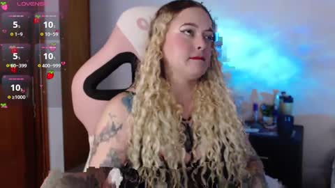 Nina online show from 09-20-25, 01:28