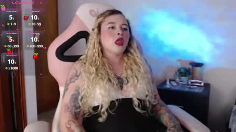 Nina online show from 09-23-25, 01:52