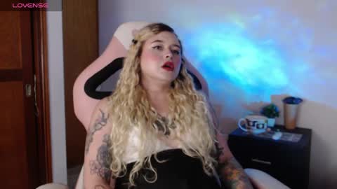 Nina online show from 09-25-25, 06:06