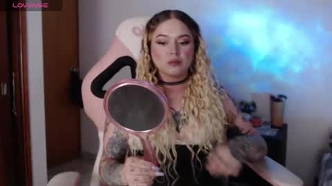 Nina online show from 10-07-25, 02:20