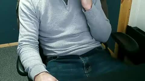 Nineinches online show from 12-16-24, 12:38