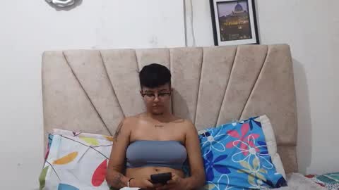 nini_smith online show from 04-23-26, 05:48