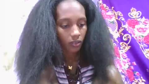 ninie246746 online show from 03-18-26, 07:55