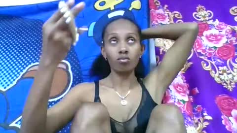 ninie246746 online show from 06-07-26, 05:33