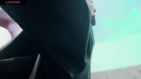 Ninon Beart online show from 04-07-26, 05:30