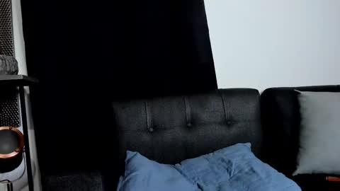 Steven online show from 03-12-25, 03:24