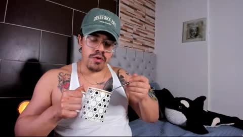 Steven online show from 12-14-25, 05:46