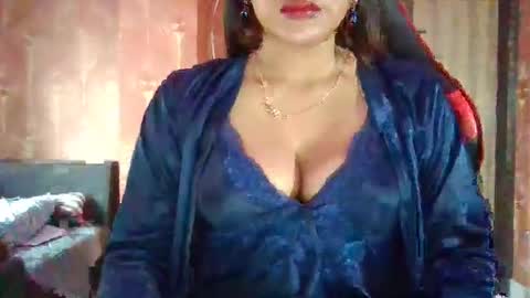 Snapshot of nisha_baby chatting on 09-12-25, 05:18 Nishu online show from 09-12-25, 05:18