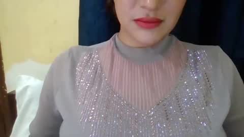 Snapshot of nisha_baby chatting on 10-12-25, 12:15 Nishu online show from 10-12-25, 12:15